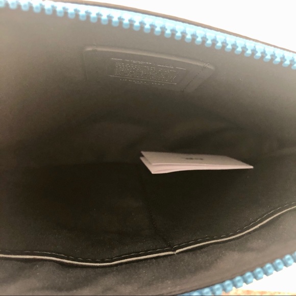 Coach Marvel Carryall Pouch Comic Book Wallet - Picture 5 of 8